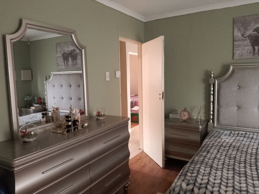 3 Bedroom Property for Sale in Motherwell Nu7 Eastern Cape